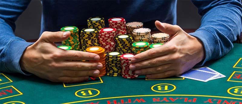 Bí kíp giúp bạn chiến thắng là nằm lòng mọi thuật ngữ trong poker.